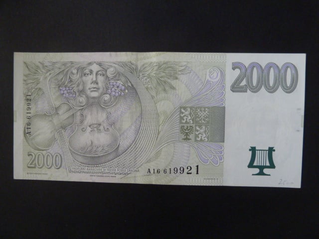 2000 Kč 1996 série A 16