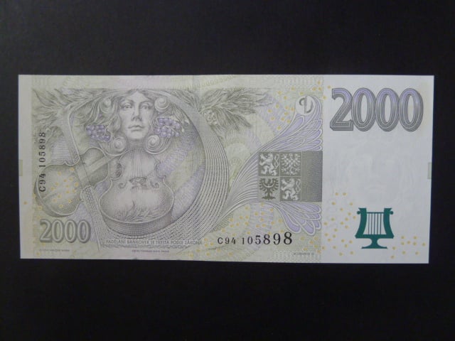 2000 Kč 2007 série C 94