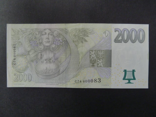 2000 Kč 2007 série C 74 000083