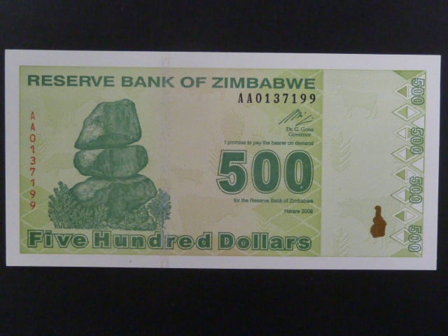 ZIMBABWE, 500 Dollars 2009, BNB. B189a, Pi. 98