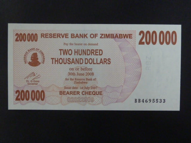 ZIMBABWE, 200.000 Dollars 2007, BNB. B140a, Pi. 49