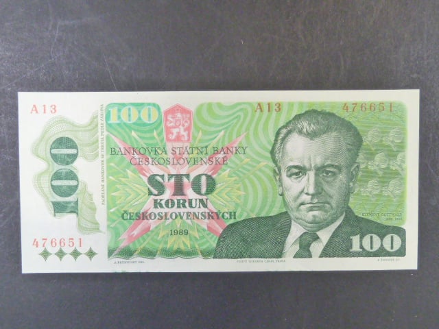 100 Kčs 1989 série A 13