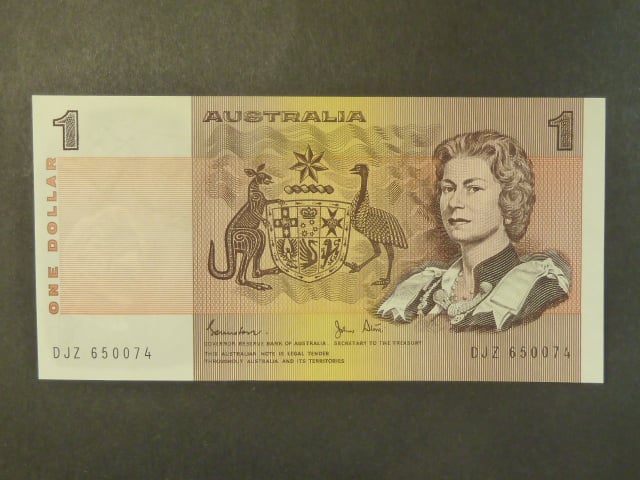 AUSTRÁLIE, 1 Dollar No date, sign. Johnston/Stone, BNB. 210g, Pi. 42