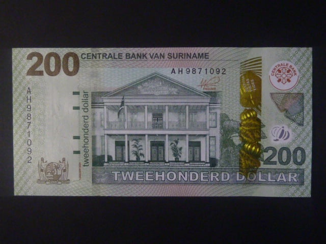 SURINAM,200 Dollar 2024, BNB. B550a