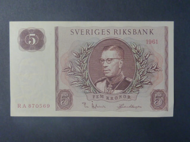 5 Kronor 1961, lehké natrhnutí na horní straně, Pi. 42f