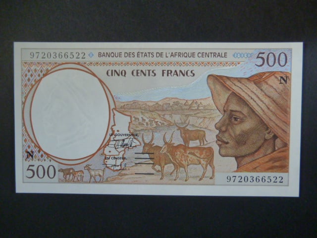 STŘEDOAFRICKÉ STÁTY-ROVNÍKOVÁ GUINEA, 500 Francs 1997, BNB. B101Nd, Pi. 501N