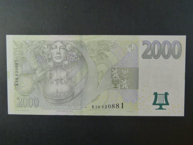 2000 Kč 2007 série K 10