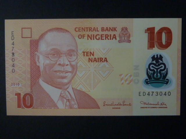 NIGÉRIE, 10 Naira 2015, 6-místný číslovač, BNB. B235j, Pi. 39