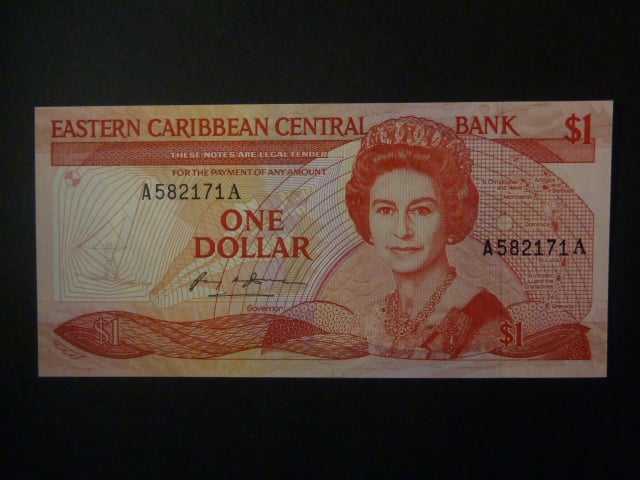 VÝCHODOKARIBSKÉ STÁTY, Antigua a Barbuda 1 Dollar 1986, BNB. B201a, Pi. 17