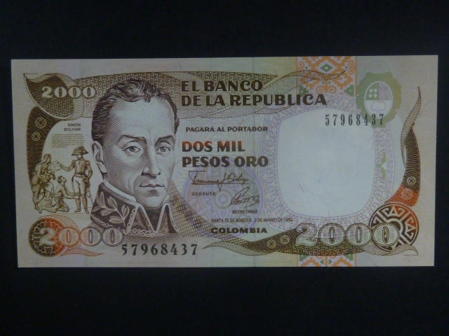 KOLUMBIE, 2000 Pesos 1992, BNB. B972f, Pi. 438A