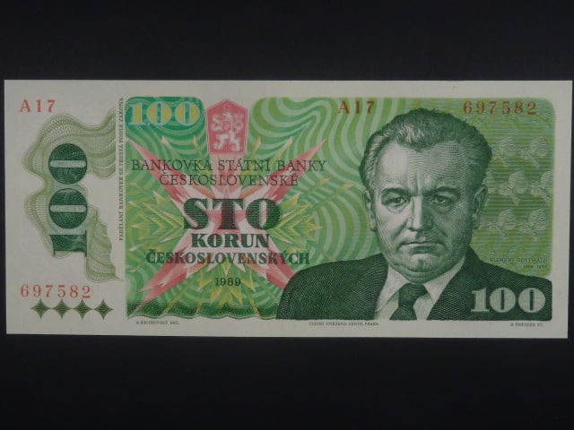 100 Kčs 1989 série A 17