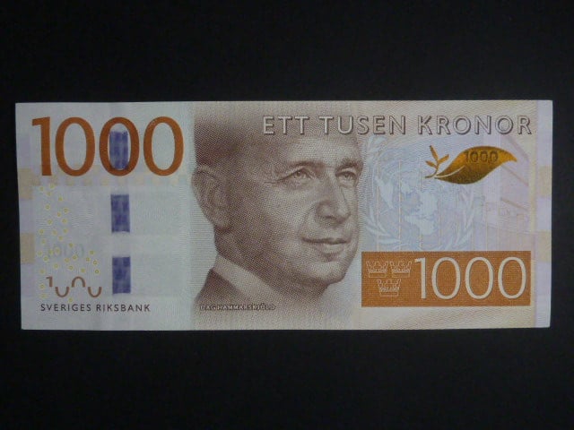 1000 Kronor 2015, Pi. 74