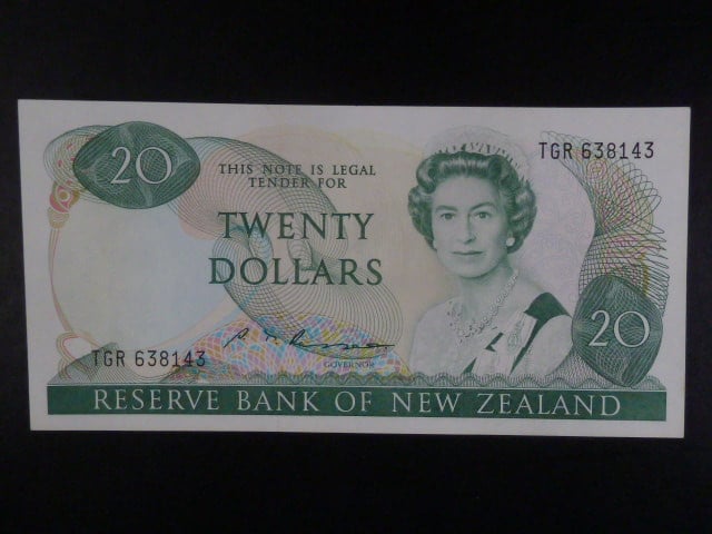 NOVÝ ZÉLAND, 20 Dollars 1985, BNB. B120b, Pi. 173