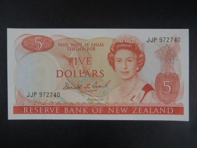NOVÝ ZÉLAND, 5 Dollars 1989, BNB. B118c, Pi. 171