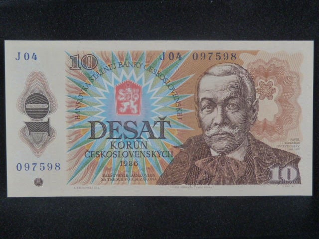 10 Kčs 1986 série J 04