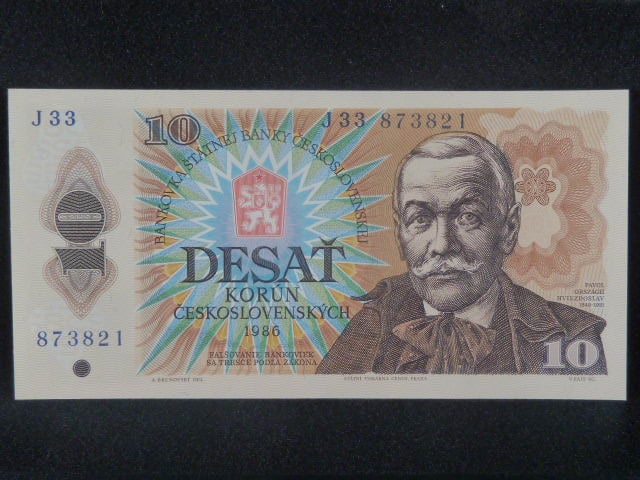 10 Kčs 1986 série J 33
