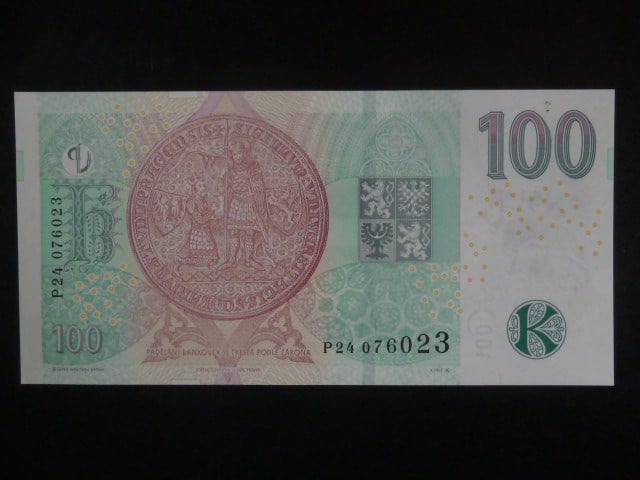 100 Kč 2018 série P 24