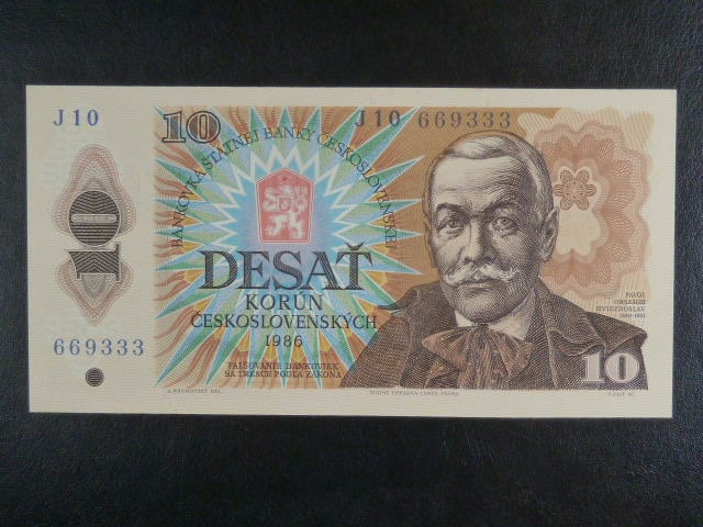 10 Kčs 1986 série J 10 669333