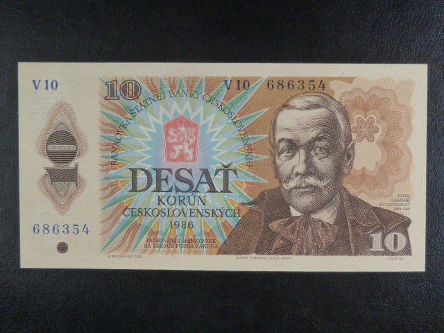 10 Kčs 1986 série V 10