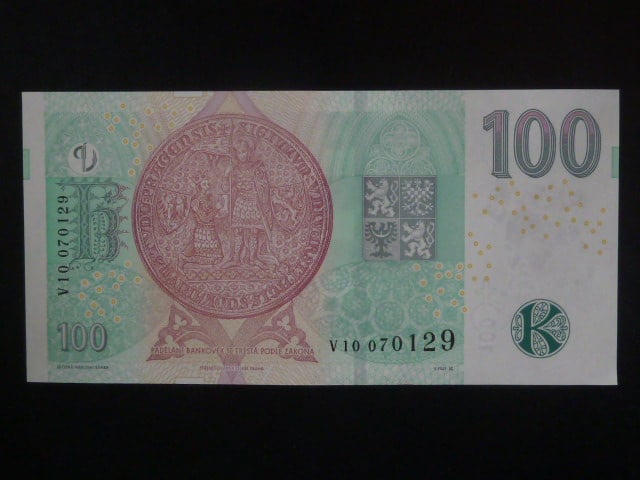 100 Kč 2018 série V 10