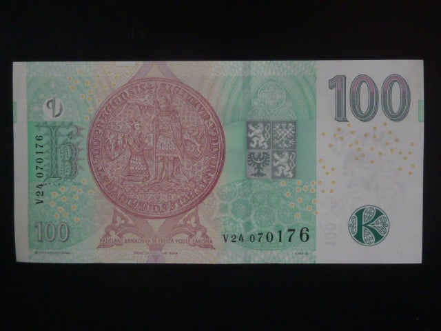 100 Kč 2018 série V 24