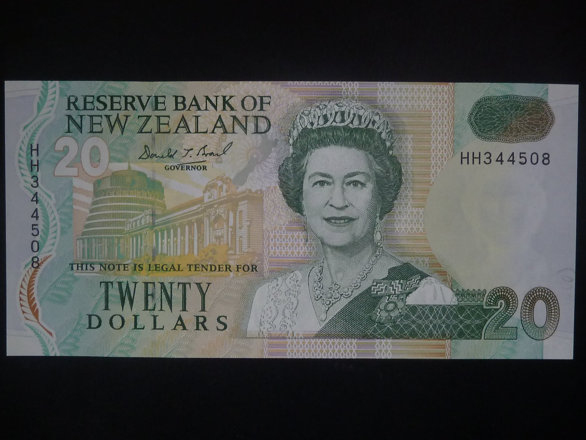 NOVÝ ZÉLAND, 20 Dollars 1994 HH, BNB. B130a, Pi. 183