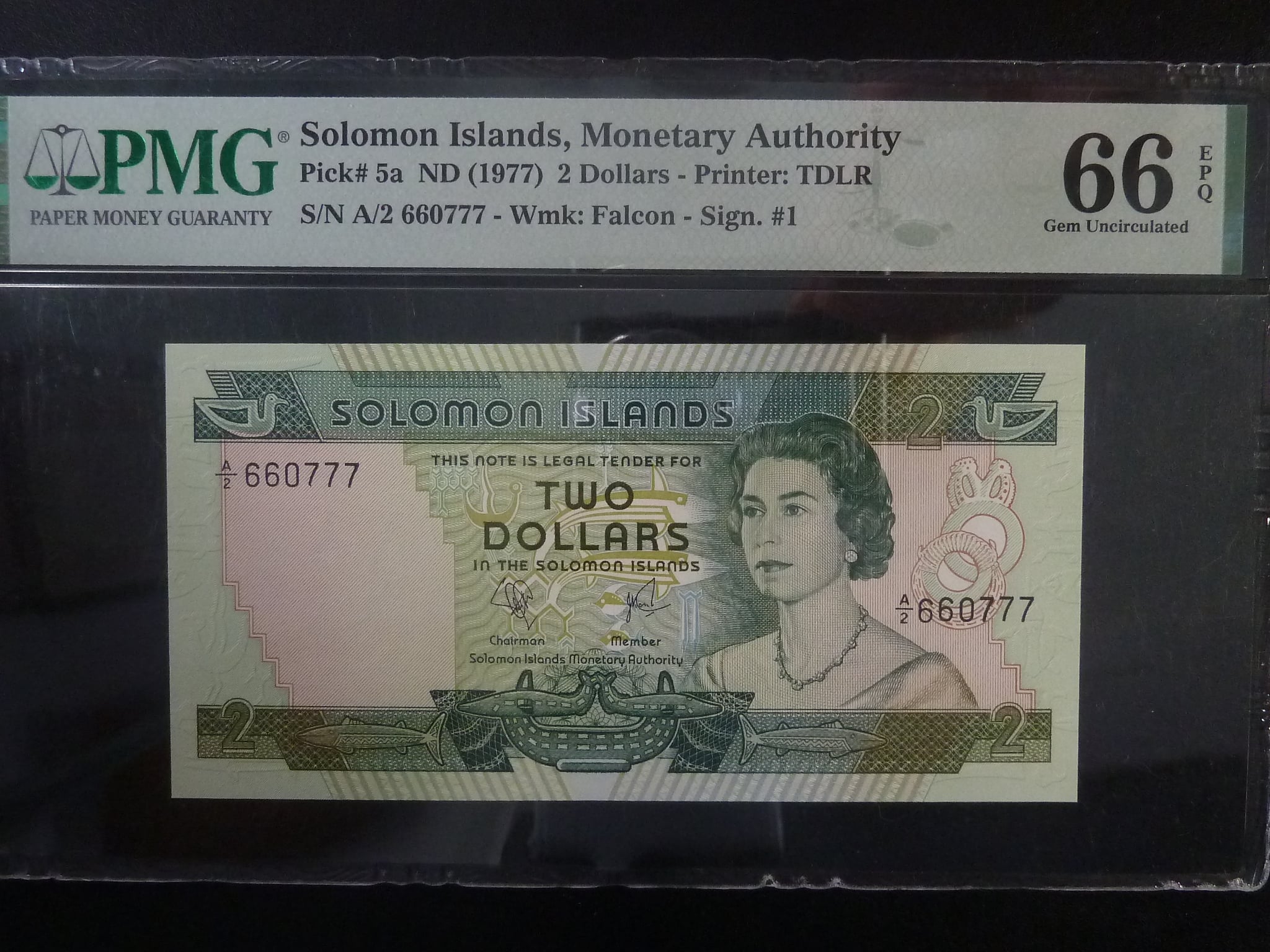 ŠALAMOUNOVY OSTROVY, 2 Dollars 1977 - PMG 66, BNB. B101a, Pi. 5