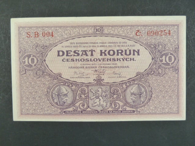 10 Kčs 2.1.1927 série B 004