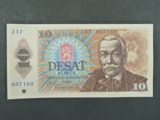 10 Kčs 1986 s. J 17