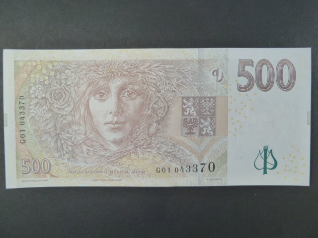 500 Kc 2009 série G 01 první série