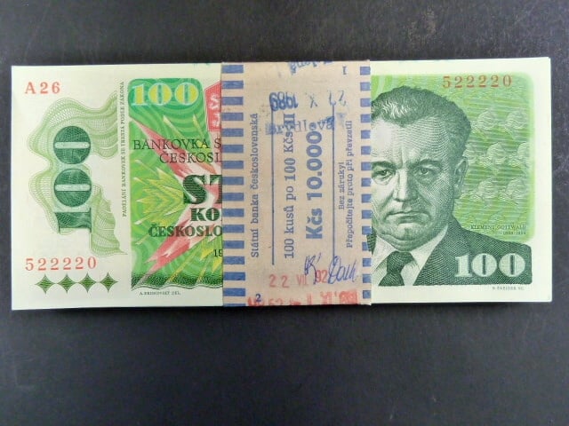 100 Kčs 1989 kompletní balíček 100 kusů s původní bankovní páskou