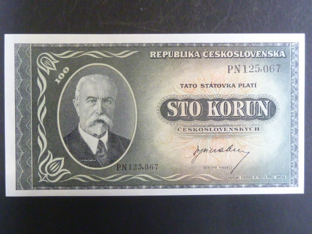 100 Kčs 1945 série PN