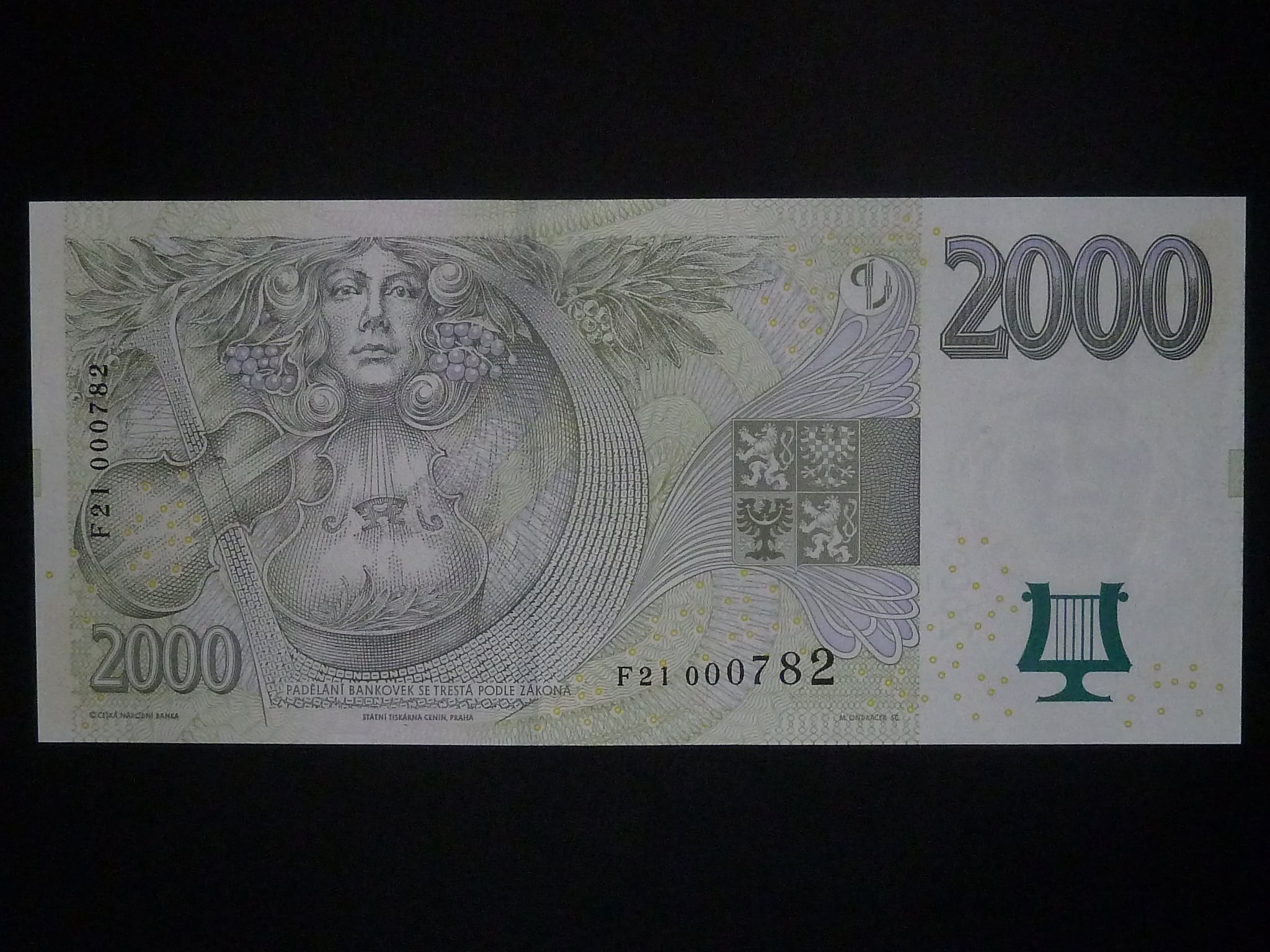 2000 Kč 2007 série F 21