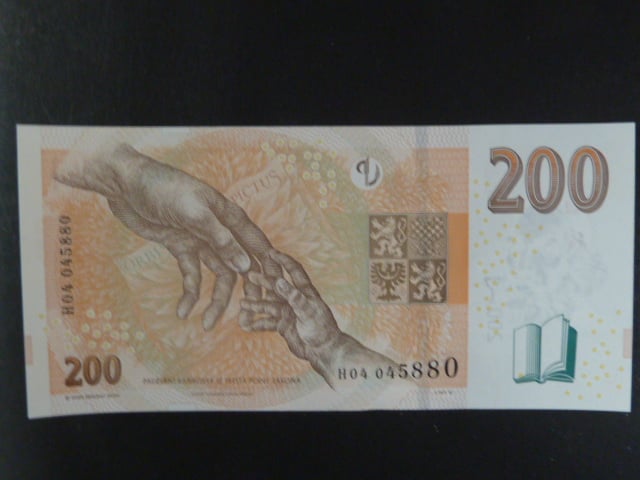 200 Kč 2018 s. H 04