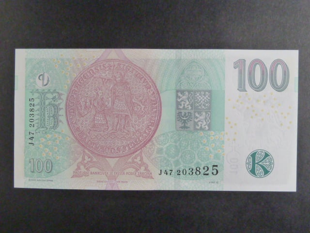 100 Kč 2018 série J 47