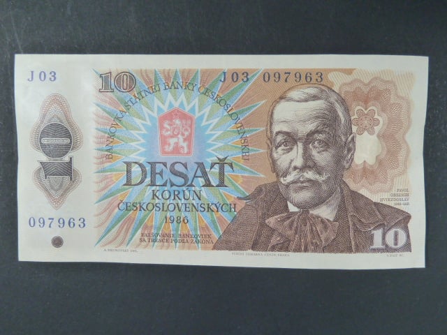10 Kčs 1986 s. J 03