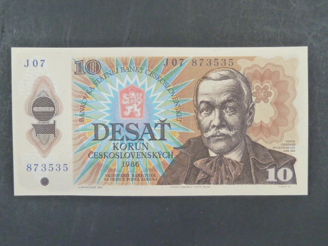 10 Kčs 1986 s. J 07