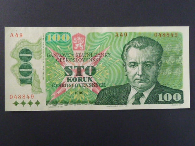 100 Kčs 1989 s. A 49, vzácně se vyskytující vysoká série