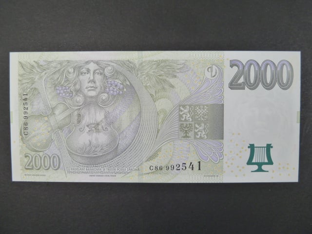 2000 Kč 2007 série C 92