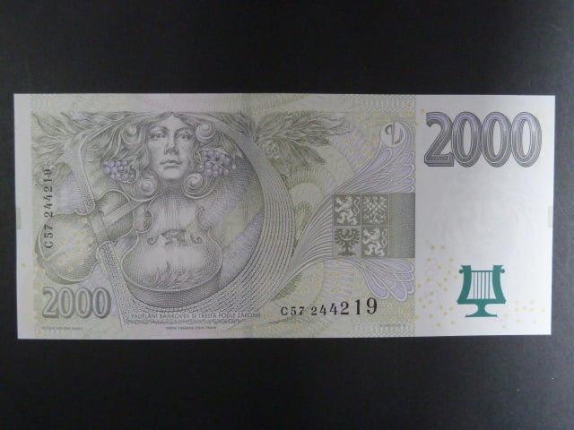 2000 Kč 2007 série C 57