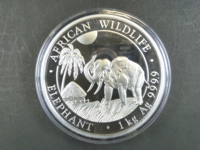 2000 Shillings 2017 - 1 Kg Ag - sloni, kvalita proof, Ag 999/1000