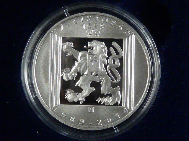 200 Kč 2014 25.výročí 17.listopadu 1989