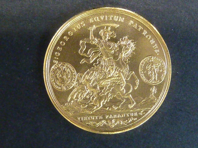 1 Dukát ze sady Kremnické Sv. Jurajské dukáty (2016),  Au 0,986, průměr 20mm, náklad 135ks, číslovaný certifikát č.130, potvrzení puncovního úřadu, etue, ražba Mincovna Kremnice