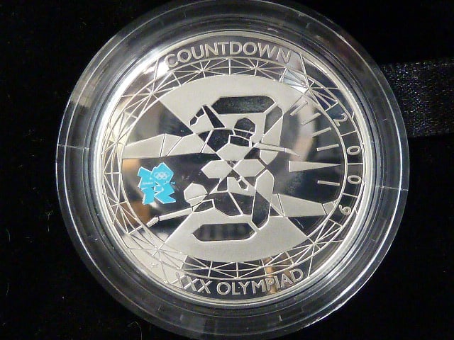 5 Pounds 2009 London 2012
