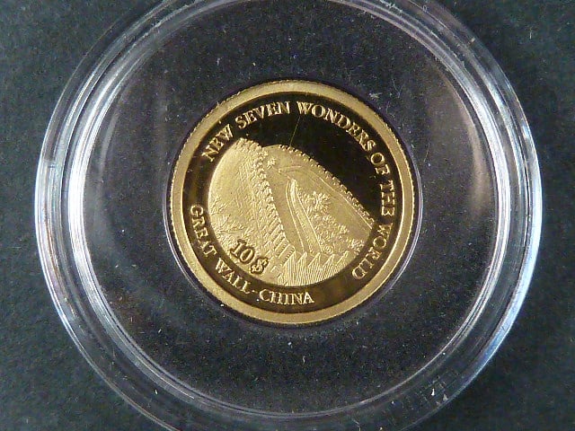 10 Dollars 2009 Velká čínská zeď, Au 999/1000, 1g, náklad 7000 ks, průměr 13,92 mm, certifikát