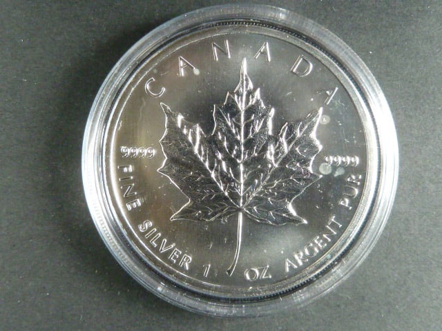5 Dollars 2009 Maple Leaf 1 OZ Ag 999,9