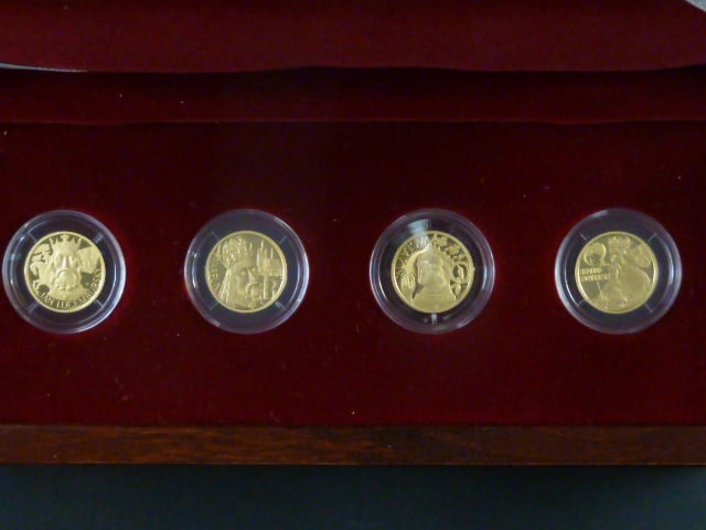 2006, Česká mincovna, zlatá medaile sada 4ks Lucemburkové ne českém trůně, Au 999,9, 4x 3,11g, náklad 200ks, etue, cert.