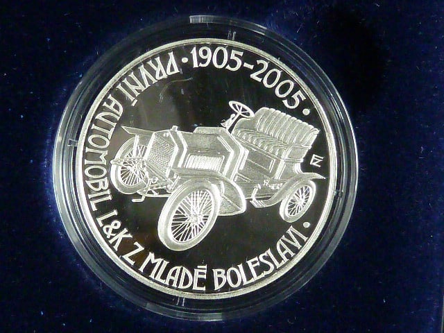 200 Kč 2005 100.výročí výroby prvního automobilu v Mladé Boleslavi