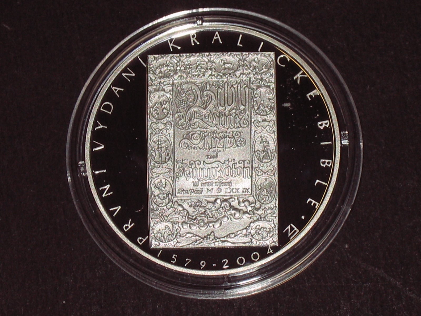 200 Kč 2004 425.výročí prvního dne vydání Kralické bible