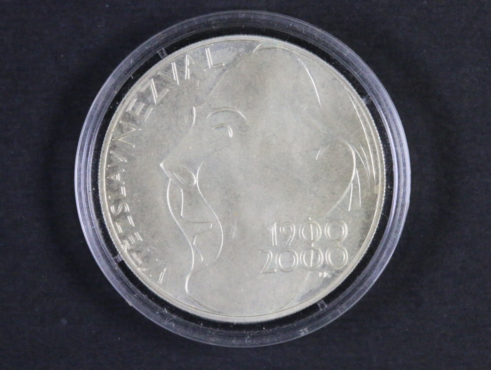200 Kč 2000, V. Nezval_